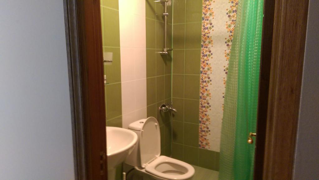 Apartments Komakhidze 68 Batumi Bagian luar foto