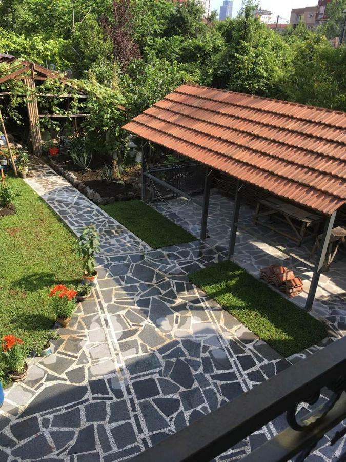 Apartments Komakhidze 68 Batumi Bagian luar foto