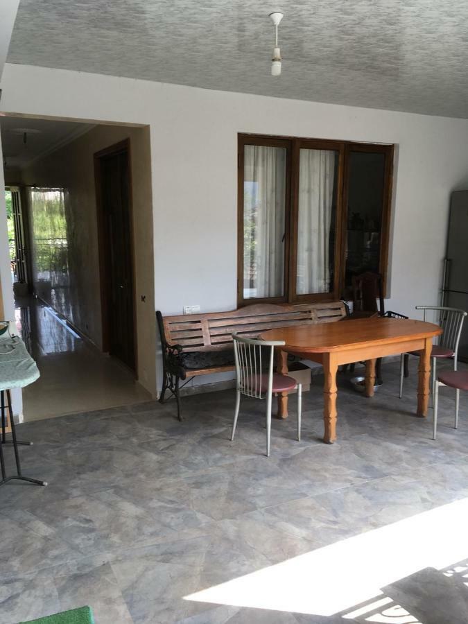 Apartments Komakhidze 68 Batumi Bagian luar foto